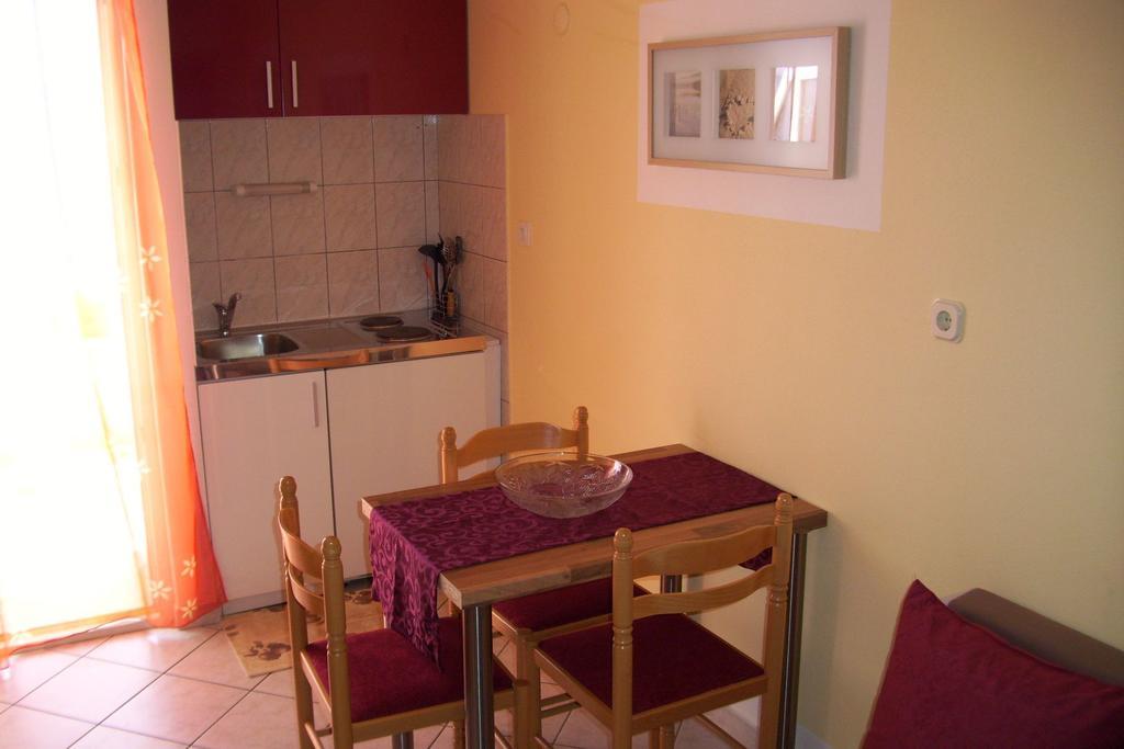 Apartments Mediteran Tice Екстериор снимка